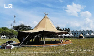 giant tipi